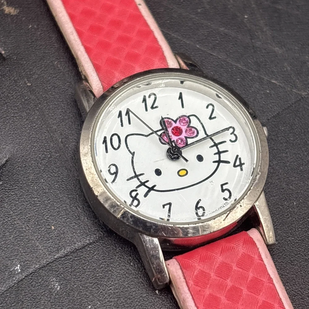 Lot Of Ten Women's Watches For Parts / Need Batteries Fossil Hello Kitty Mickey